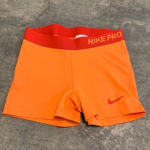 Nike Pro